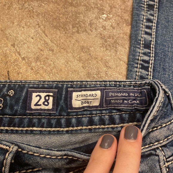 Miss me. Size 28. Good stretch. Barely worn. - Picture 3 of 5